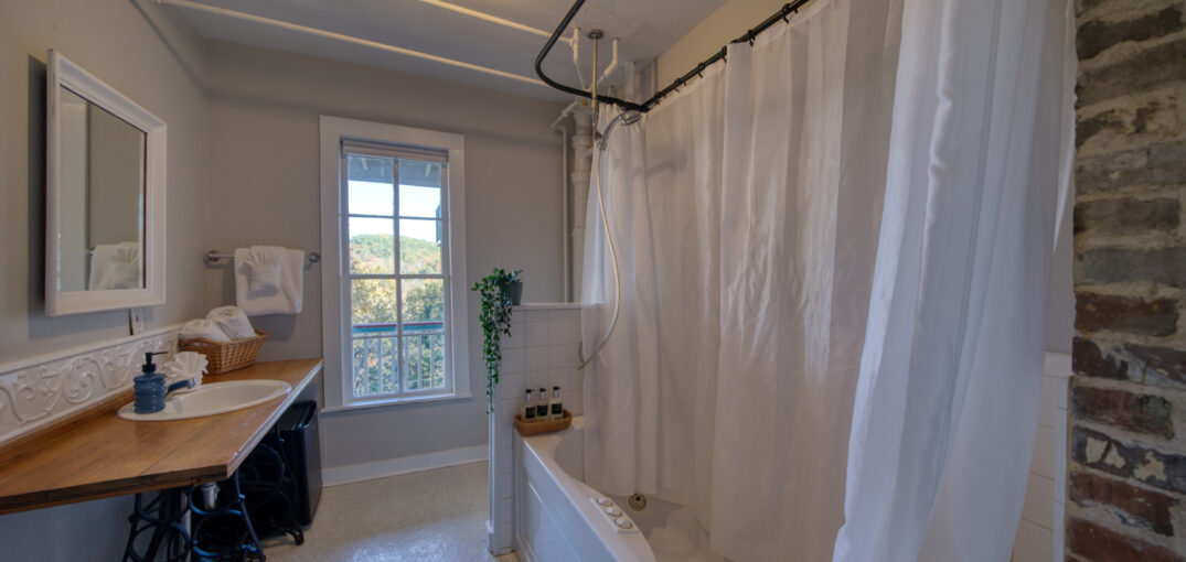 Secret Garden at the Piedmont on Spring in Eureka Springs