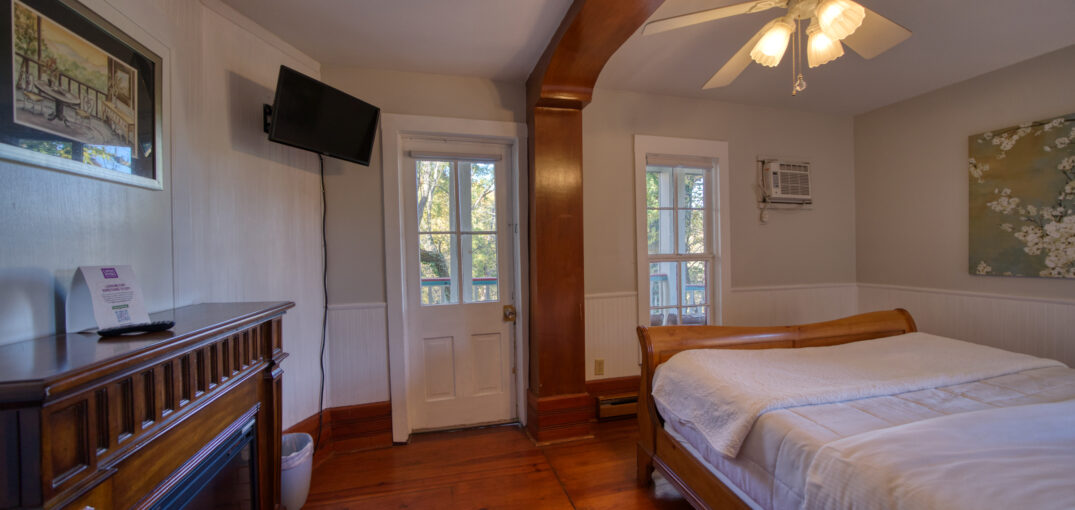 Secret Garden at the Piedmont on Spring in Eureka Springs