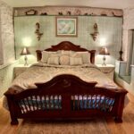 Piedmont House - Hideaway Suite King Bed 2